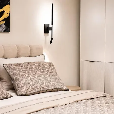Sheffel Courtyard Residences - Elite Riga