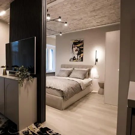 Sheffel Courtyard Residences - Elite Appartement